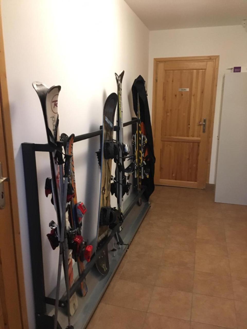 שצ'צ'ירק Sno Apartments מראה חיצוני תמונה